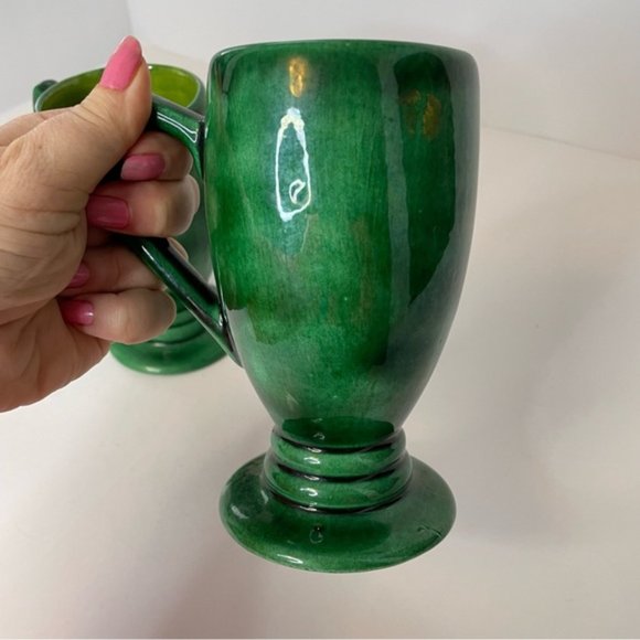 Large Pottery Pedestal Set of 2 Mugs - Picture 3 of 7